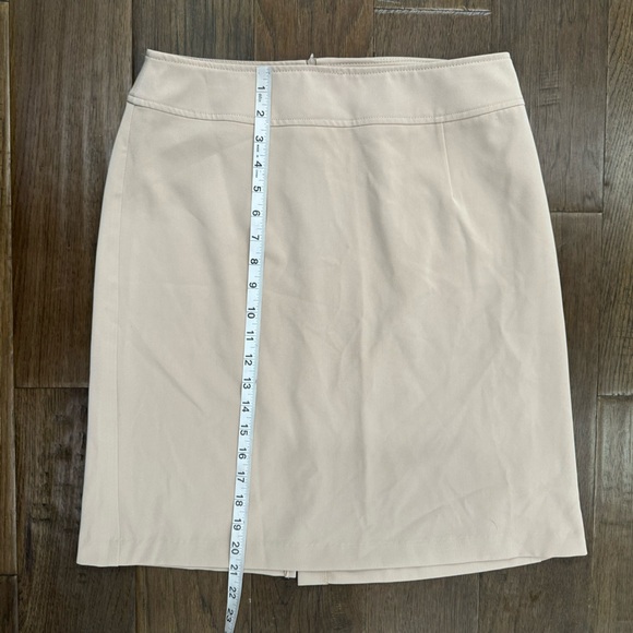 Gloria Vanderbilt Skirt - Picture 5 of 7